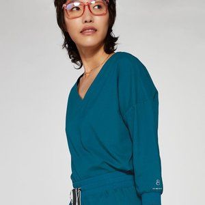 ***NWOT*** DOLAN Solaire 3/4 Sleeve Dolman TLC Scrub Top, SMALL, Caribbean Blue